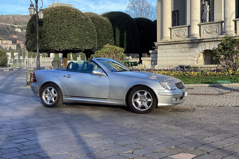 Mercedes SLK 320